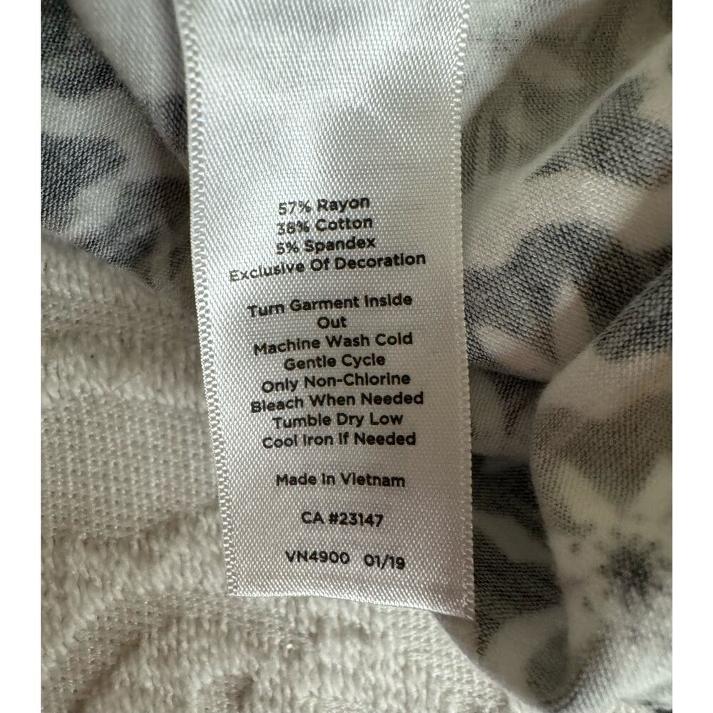 Set Of 2 -T By Talbots Mp T Shirts, One V Neck 2n… - image 4